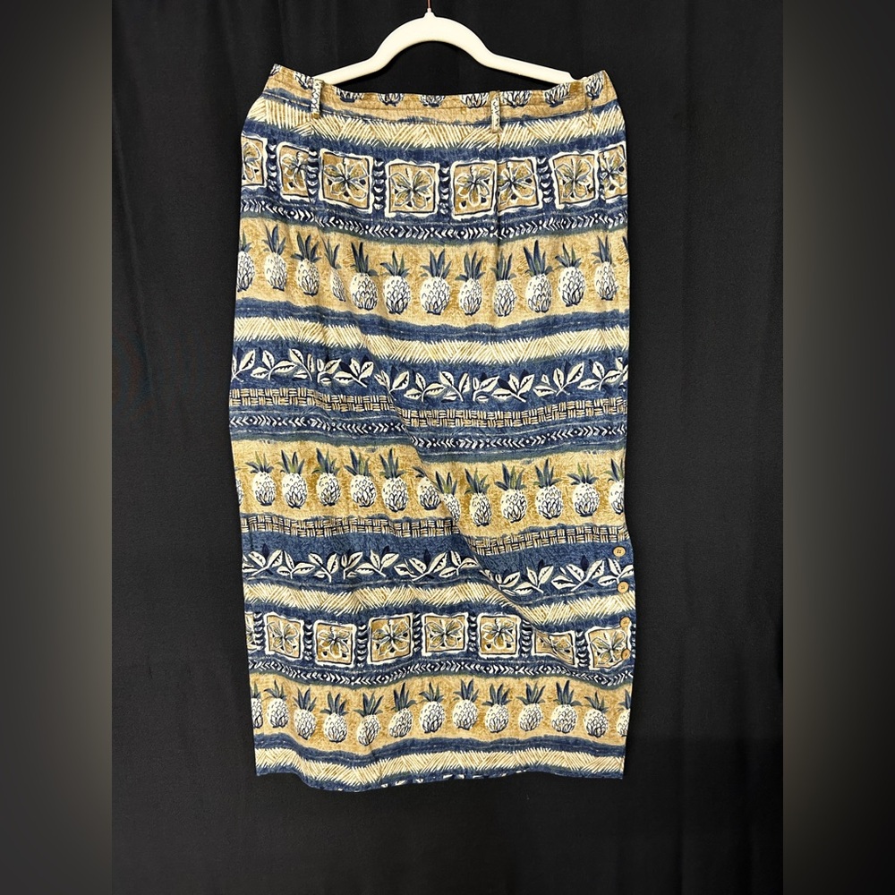 Navy and Gold Patterned Pencil Skirt